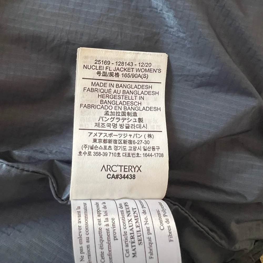 Arc'teryx Dark Navy Outdoor Jacket
NUCLEI FL JACKET WOMEN’S - Picture 4 of 5